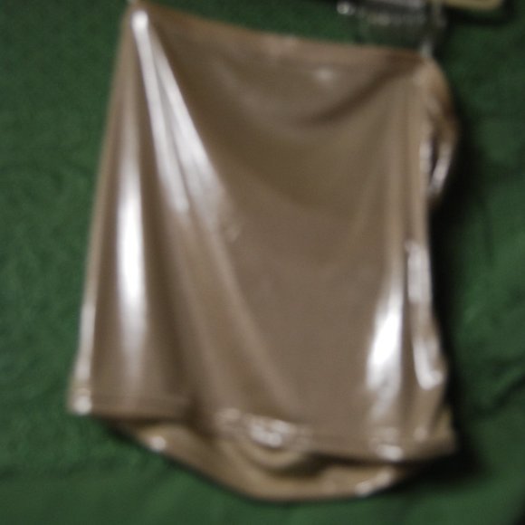 Gold Shimmer Halter Top - Picture 2 of 2